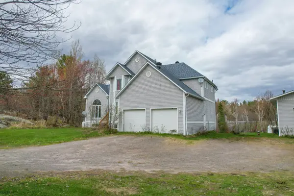 879 Callander Bay DR, Callander, ON P0H 1H0