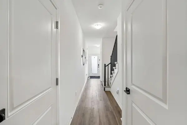 19 Whelan CT, Thorold, ON L2V 0M3