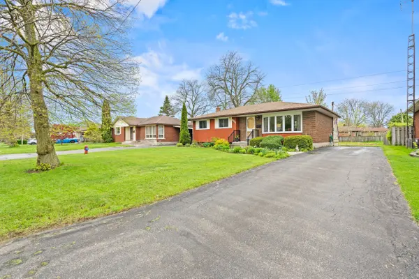 8751 Banting AVE, Niagara Falls, ON L2G 6Z7