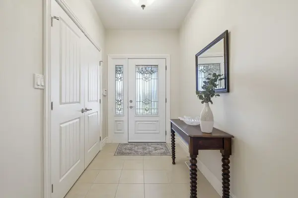 35 Maplehurst CRES, Prince Edward County, ON K0K 3L0