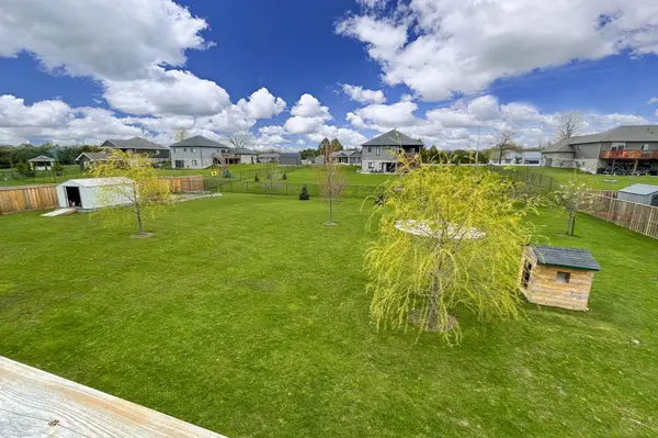 204 Mactay DR, Chatsworth, ON N0G 1H0