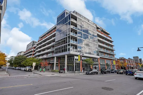 360 Mcleod ST #905, Ottawa Centre, ON K2P 1A9