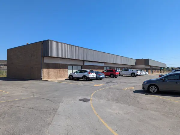 249 Bunting RD, St. Catharines, ON L2M 3Y2