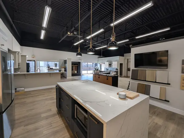 249 Bunting RD, St. Catharines, ON L2M 3Y2