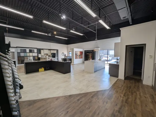249 Bunting RD, St. Catharines, ON L2M 3Y2