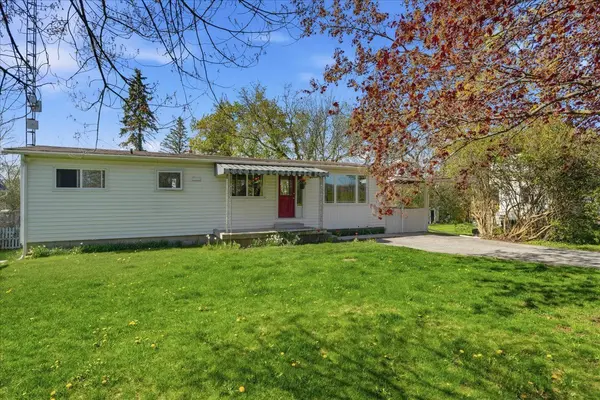 1467 County Rd 15 RD, Prince Edward County, ON K0K 1W0