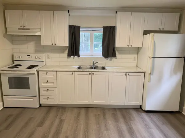40 Barnes ST, St. Thomas, ON N5R 2V5