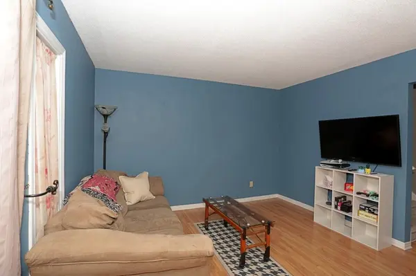 131 Bonaventure DR #2, London East, ON N5V 4H8