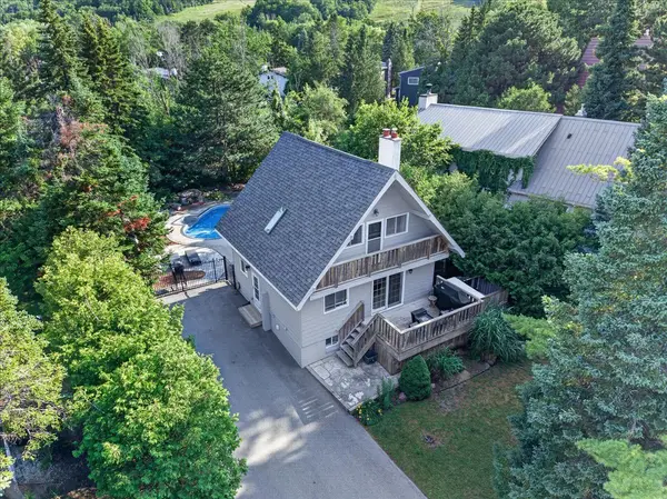 143 Campbell CRES, Blue Mountains, ON L9Y 0P9