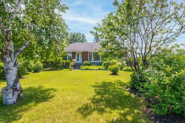 3654 Navan RD, Orleans - Convent Glen And Area, ON K4B 1H9