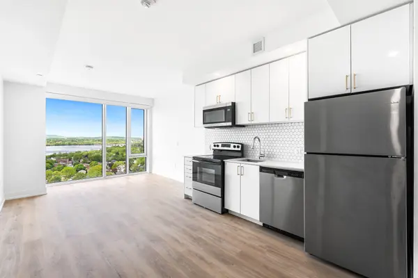 2070 SCOTT ST #1304, Westboro - Hampton Park, ON K1Z 0C8