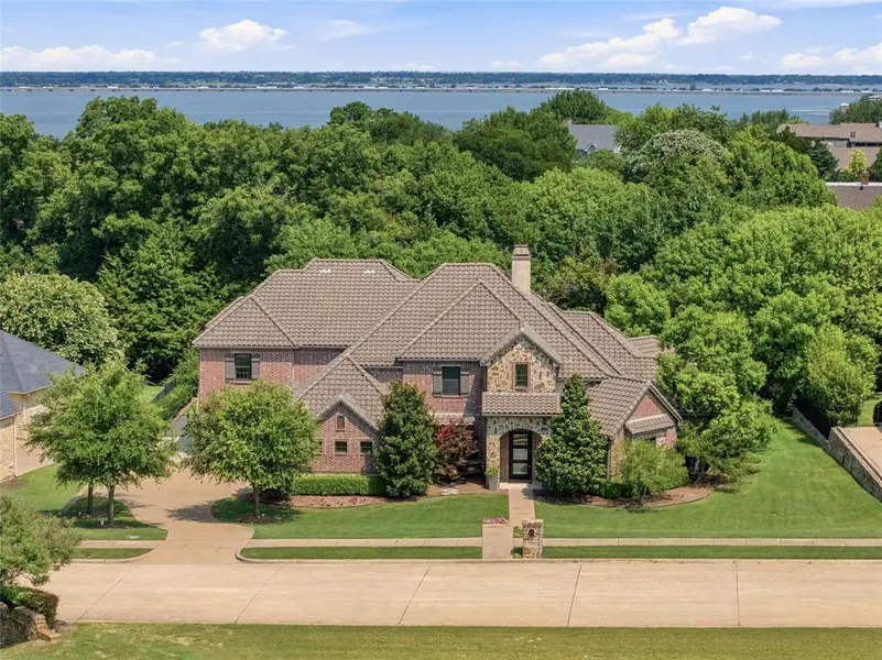 236 Summer Tanager Lane, Heath, TX 75032