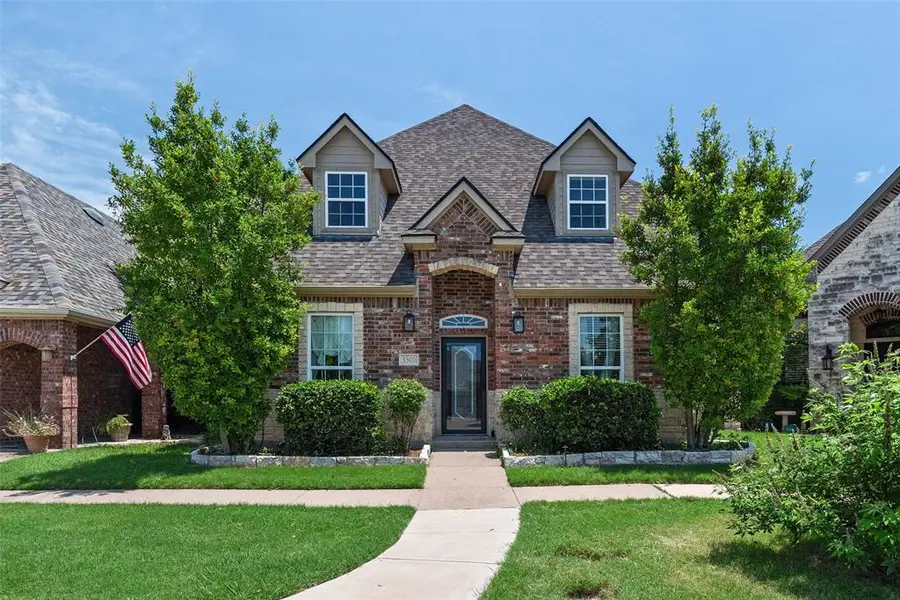 3300 Fountain Way, Granbury, TX 76049