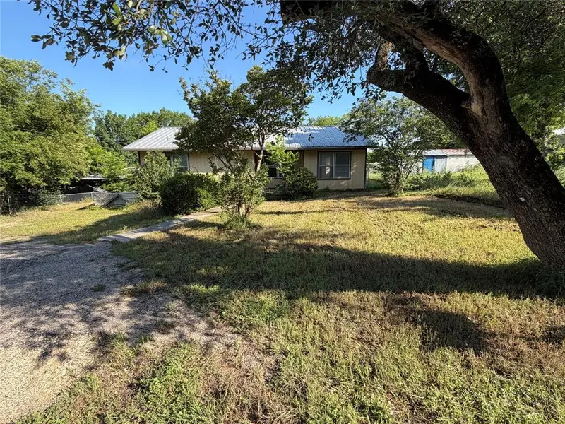 111 Four Feathers, Whitney, TX 76692