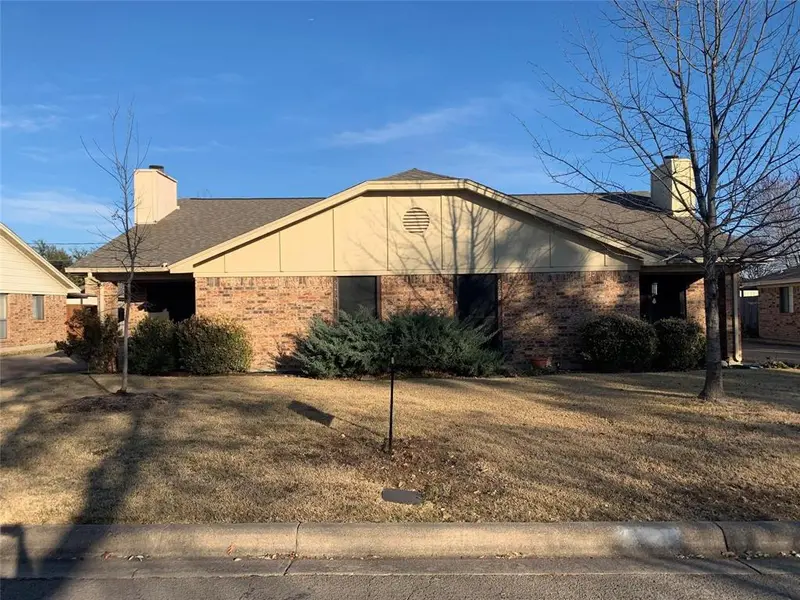 5728 Cancun Drive, North Richland Hills, TX 76180