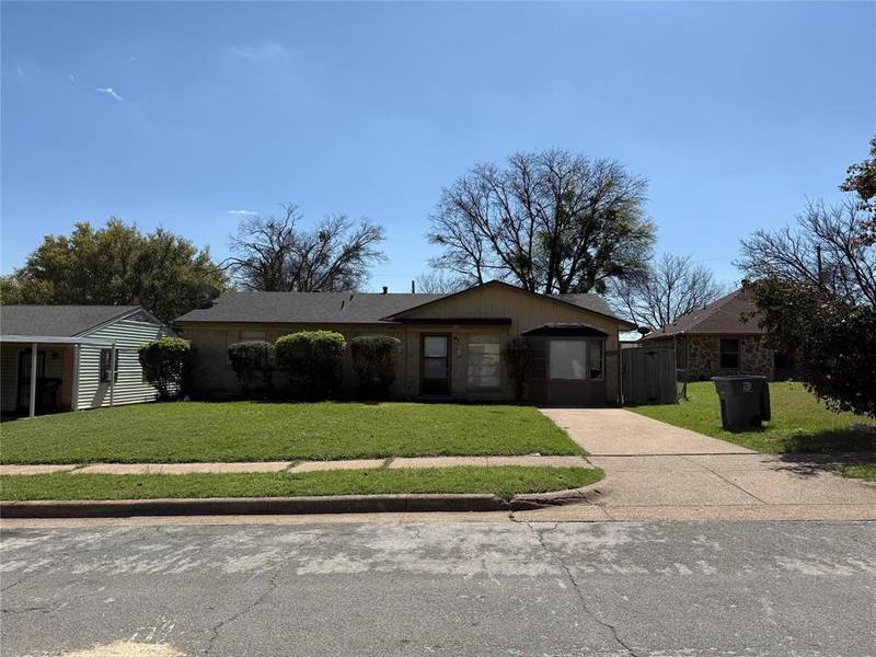3716 Olney Court, Dallas, TX 75241