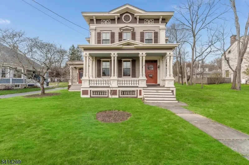 68 W Main St, Clinton Town, NJ 08809