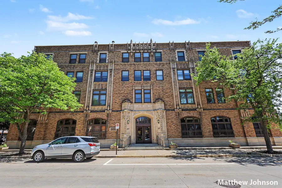 297 W Clay AVE #202, Muskegon City, MI 49440