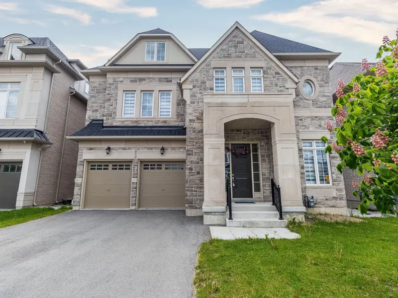 192 Farrell RD, Vaughan, ON L6A 0H9