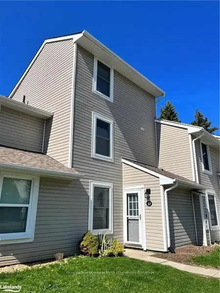 127 Alfred ST W #17, Blue Mountains, ON N0H 2P0