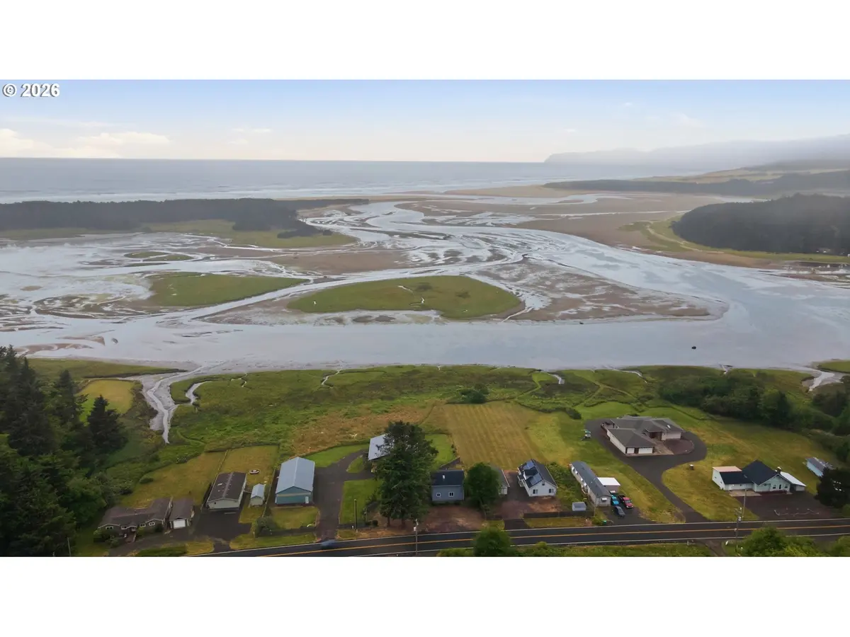 26230 SANDLAKE RD, Cloverdale, OR 97112