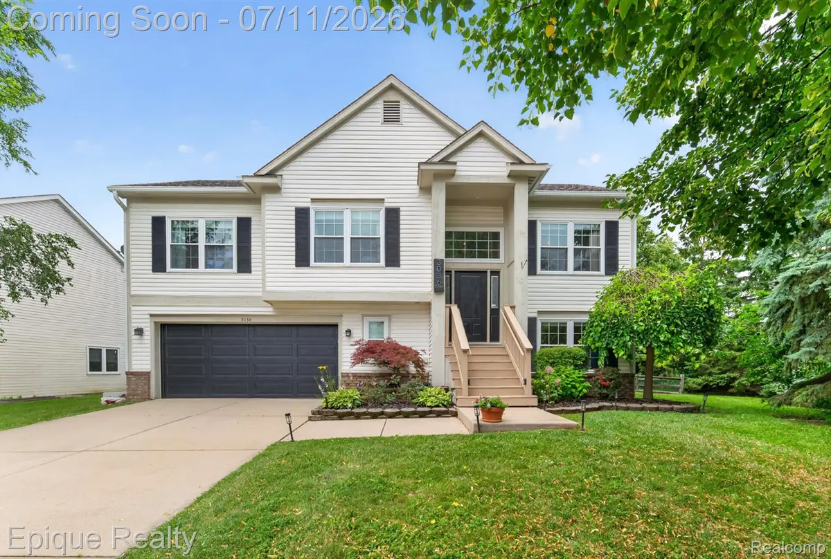 3036 Hawks AVE, Pittsfield Charter Township, MI 48108