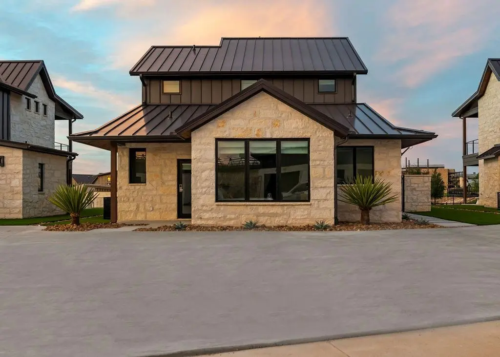 375 Emma Jean Trail, Iredell, TX 76649
