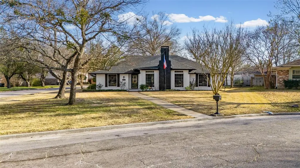 403 Muskrat Place, Greenville, TX 75402