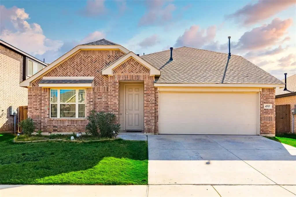 4513 Pentridge Drive, Crowley, TX 76036