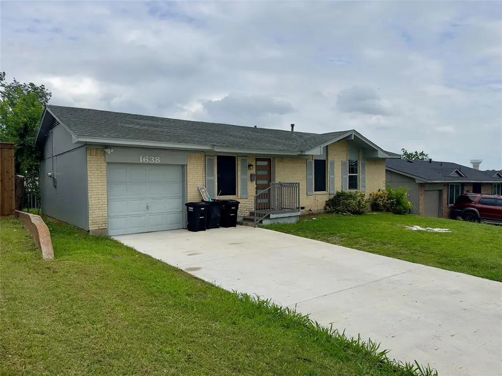 1638 Evergreen Drive, Mesquite, TX 75149