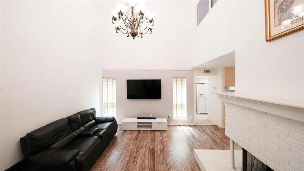 2808 Ursa Circle, Garland, TX 75044