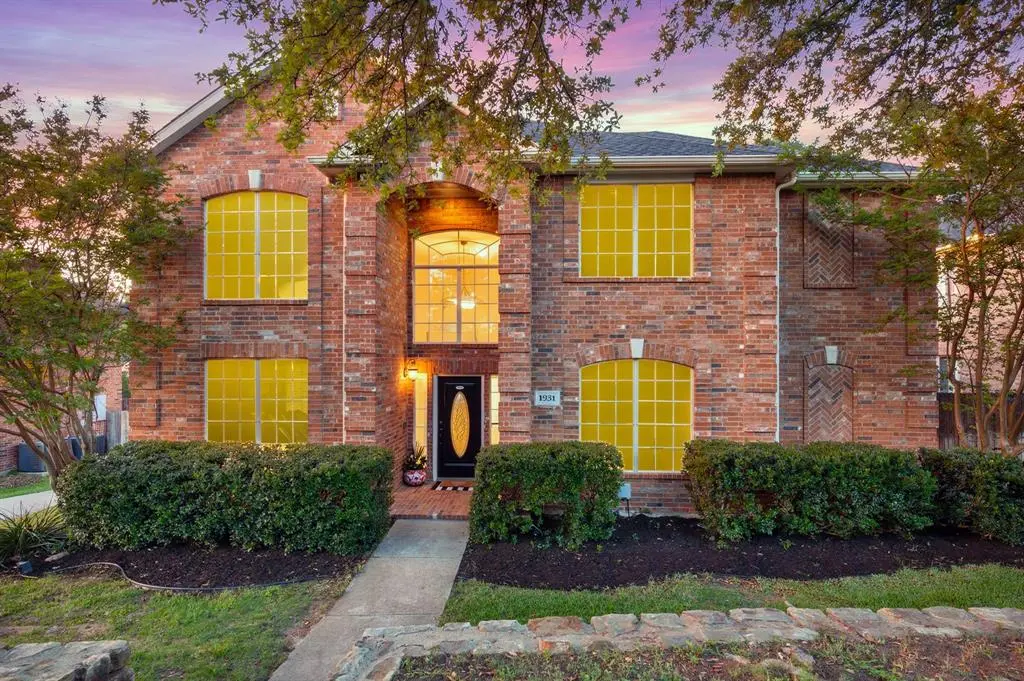 1931 Fall Creek Trail, Keller, TX 76248
