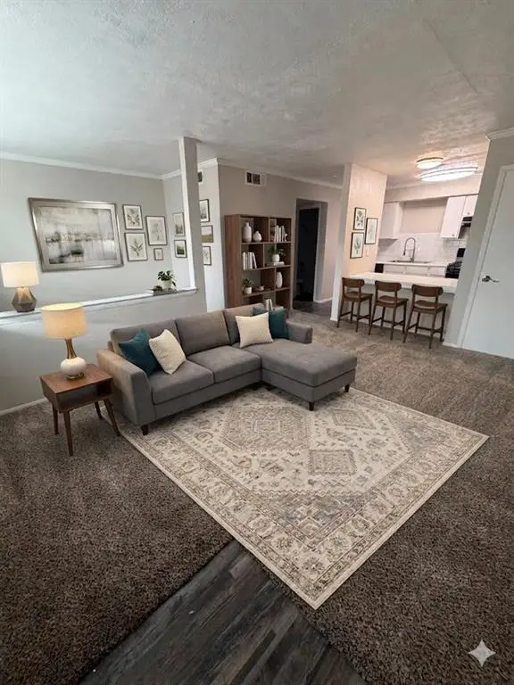 11457 Dennis Road #101, Dallas, TX 75229