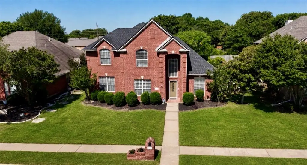 1808 Lacey Oak Lane, Keller, TX 76248