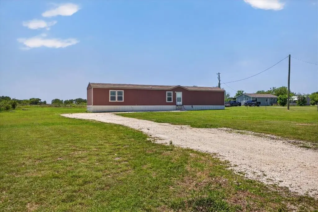 205 Hcr 2216, Aquilla, TX 76622
