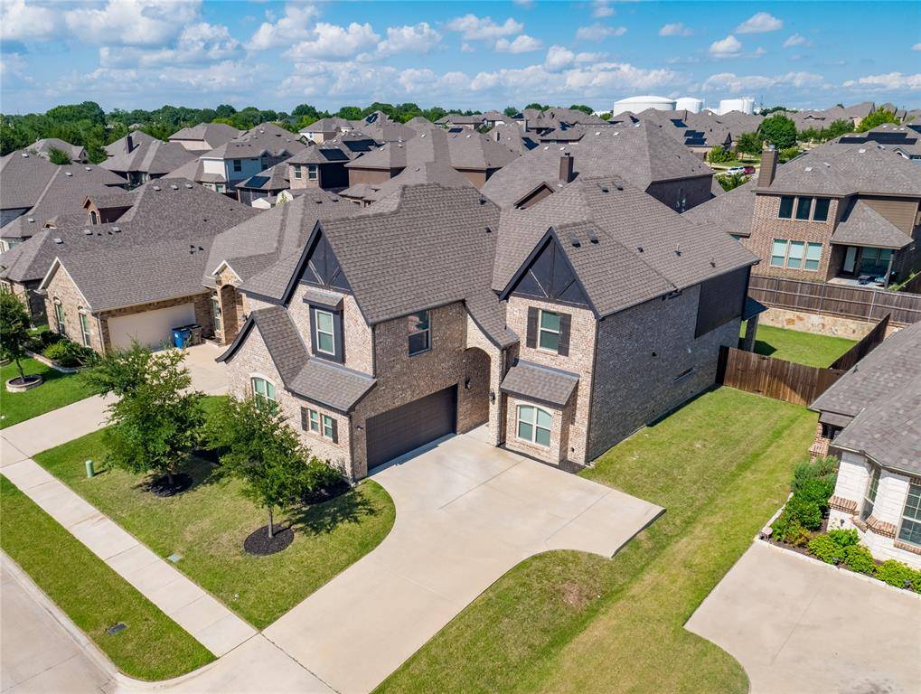 104 Balsam Drive, Red Oak, TX 75154