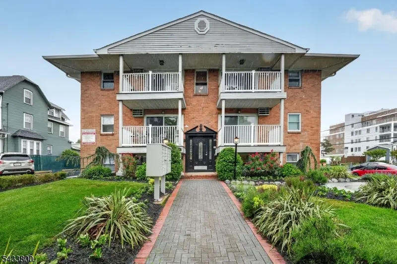 301 6th Ave #101, Asbury Park City, NJ 07712