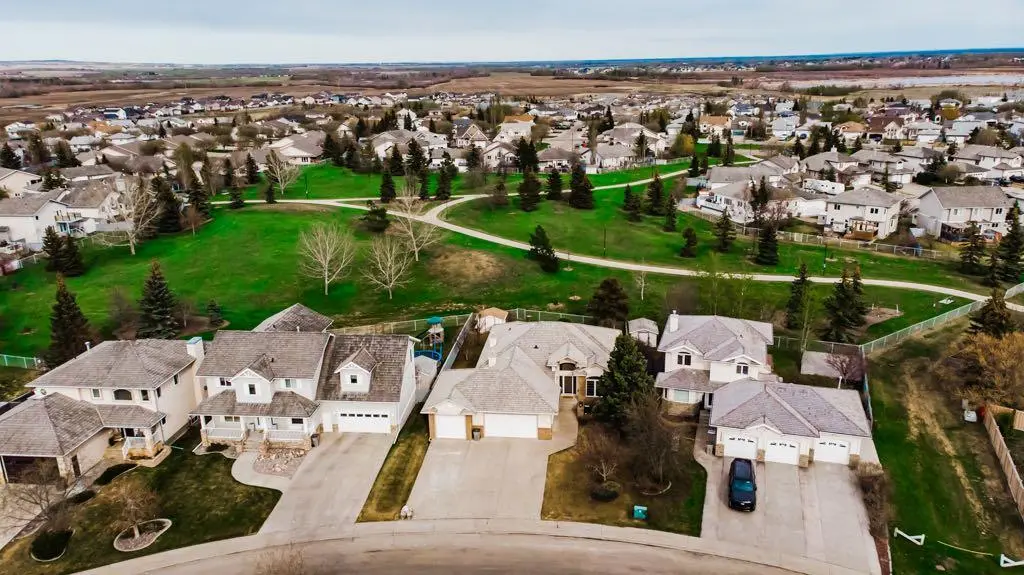 11913 Cygnet BLVD, Grande Prairie, AB T8X 1L9