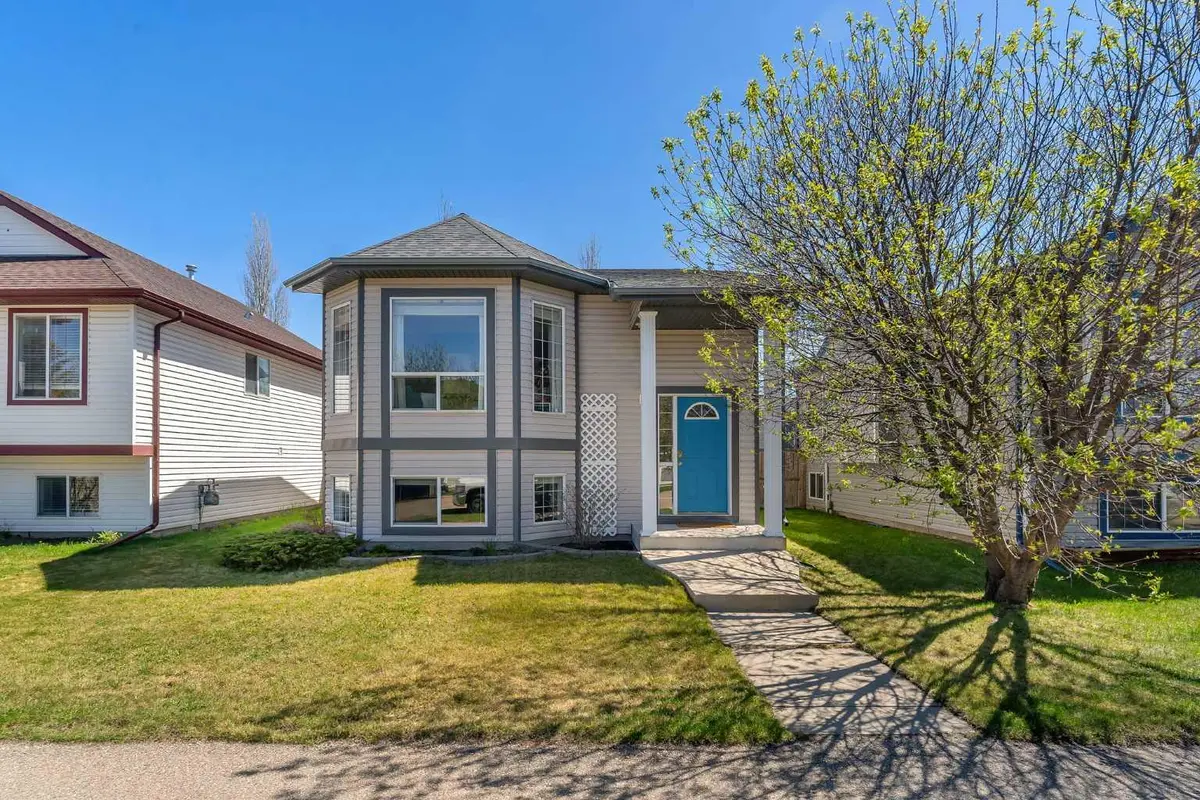 952 Silver Creek DR NW, Airdrie, AB T4B 2R6