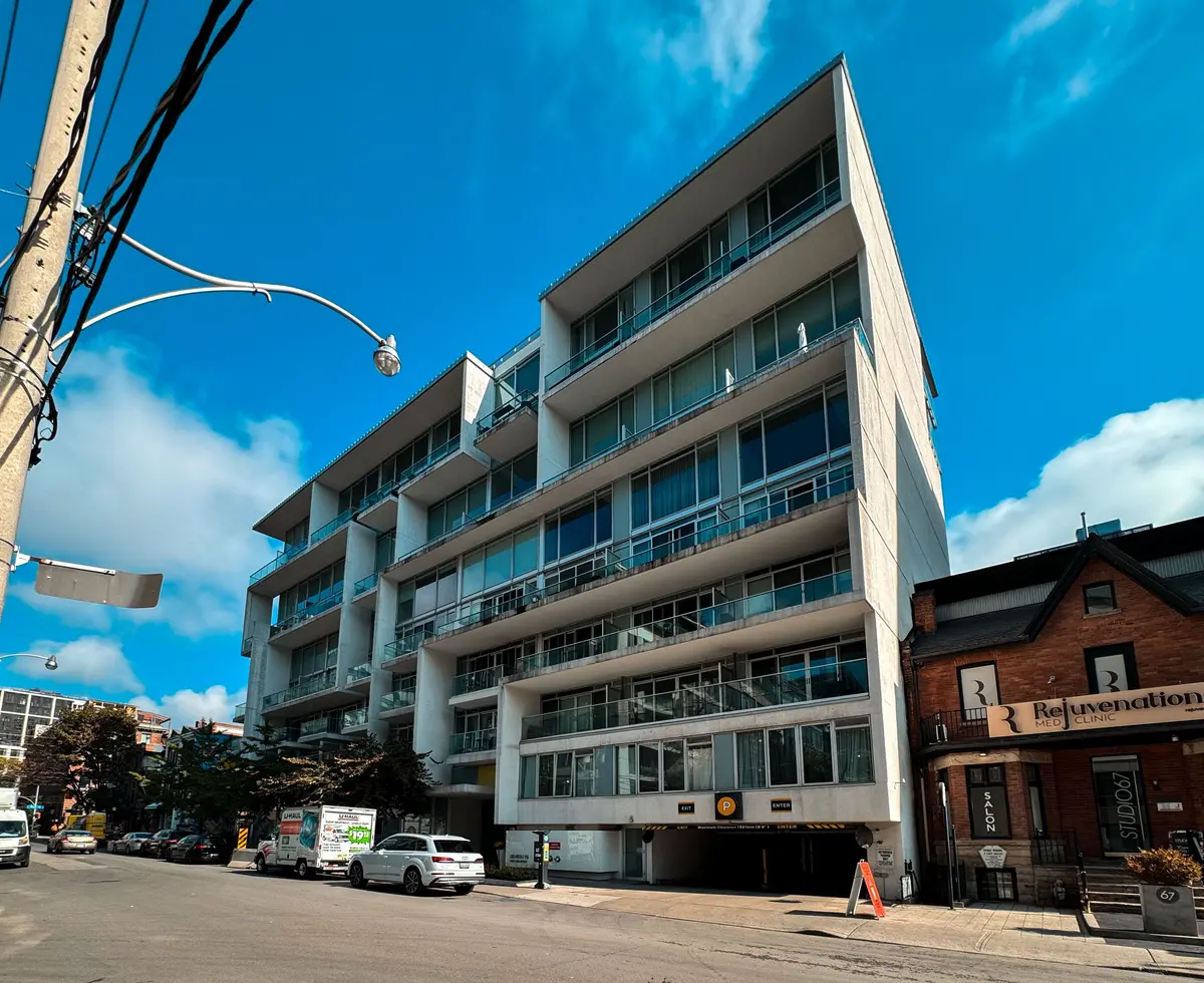 75 Portland ST #901, Toronto C01, ON M5V 2M9