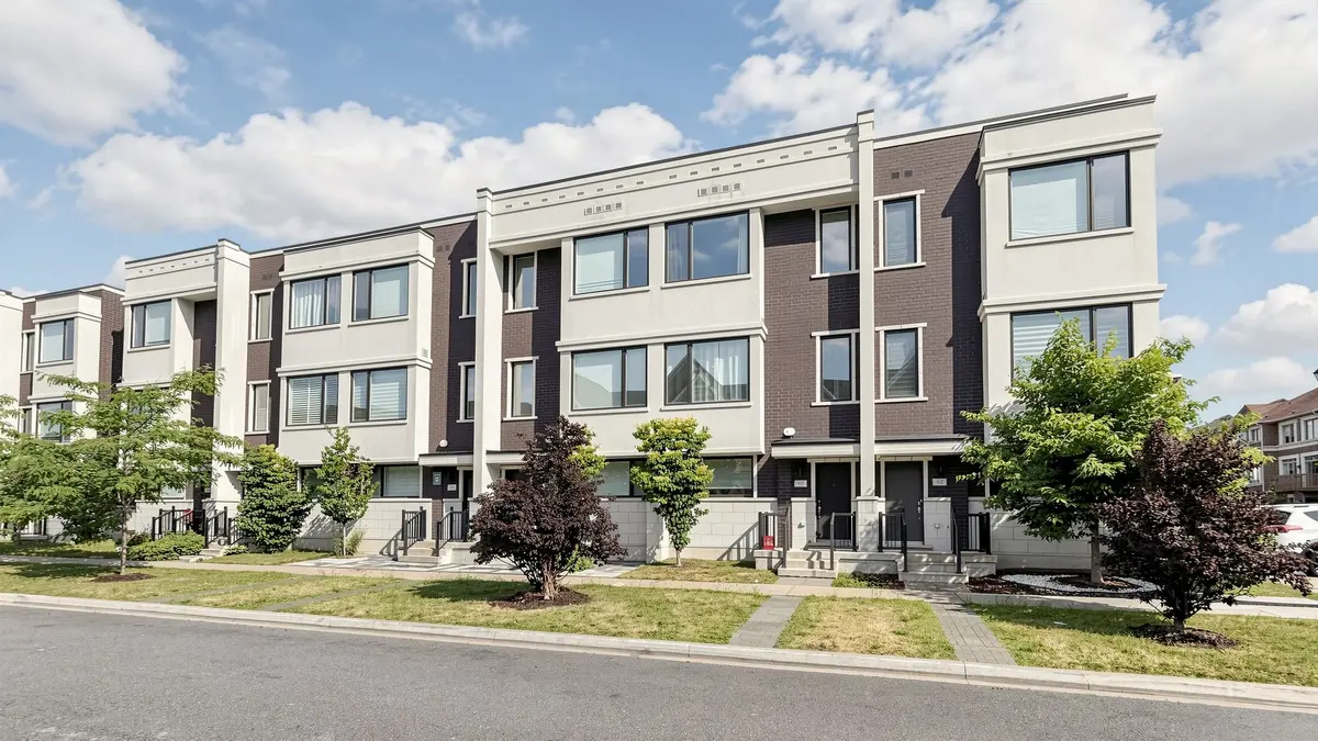 50 Allegranza AVE, Vaughan, ON L4H 4P2