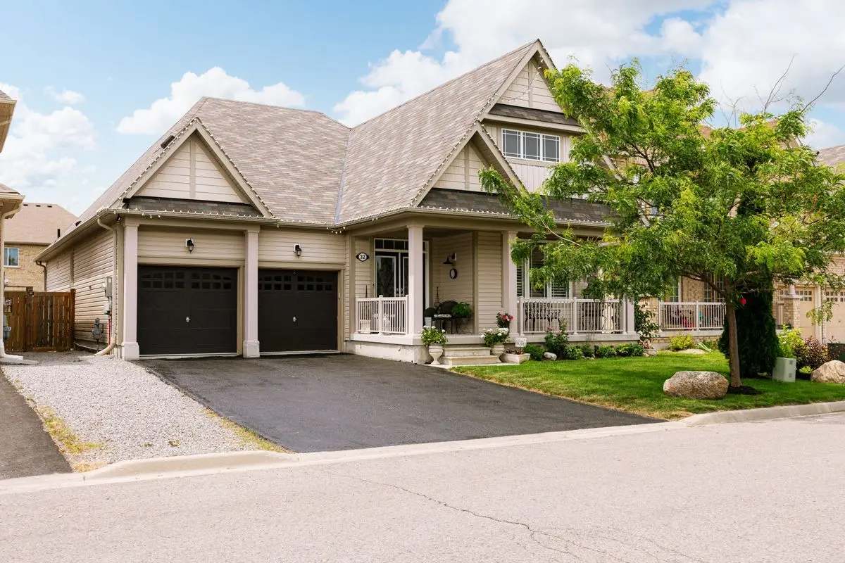 32 Beechener ST, Georgina, ON L0E 1R0