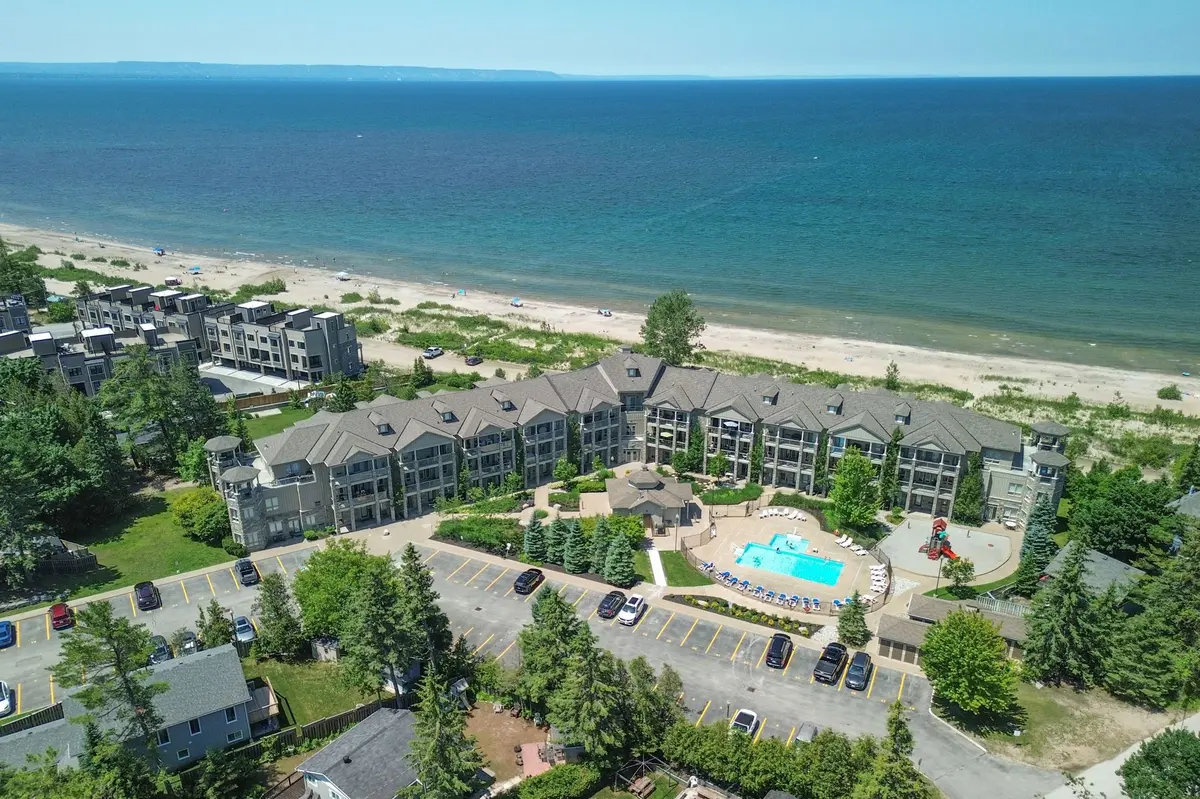 764 RIVER RD E #212, Wasaga Beach, ON L9Z 2M7