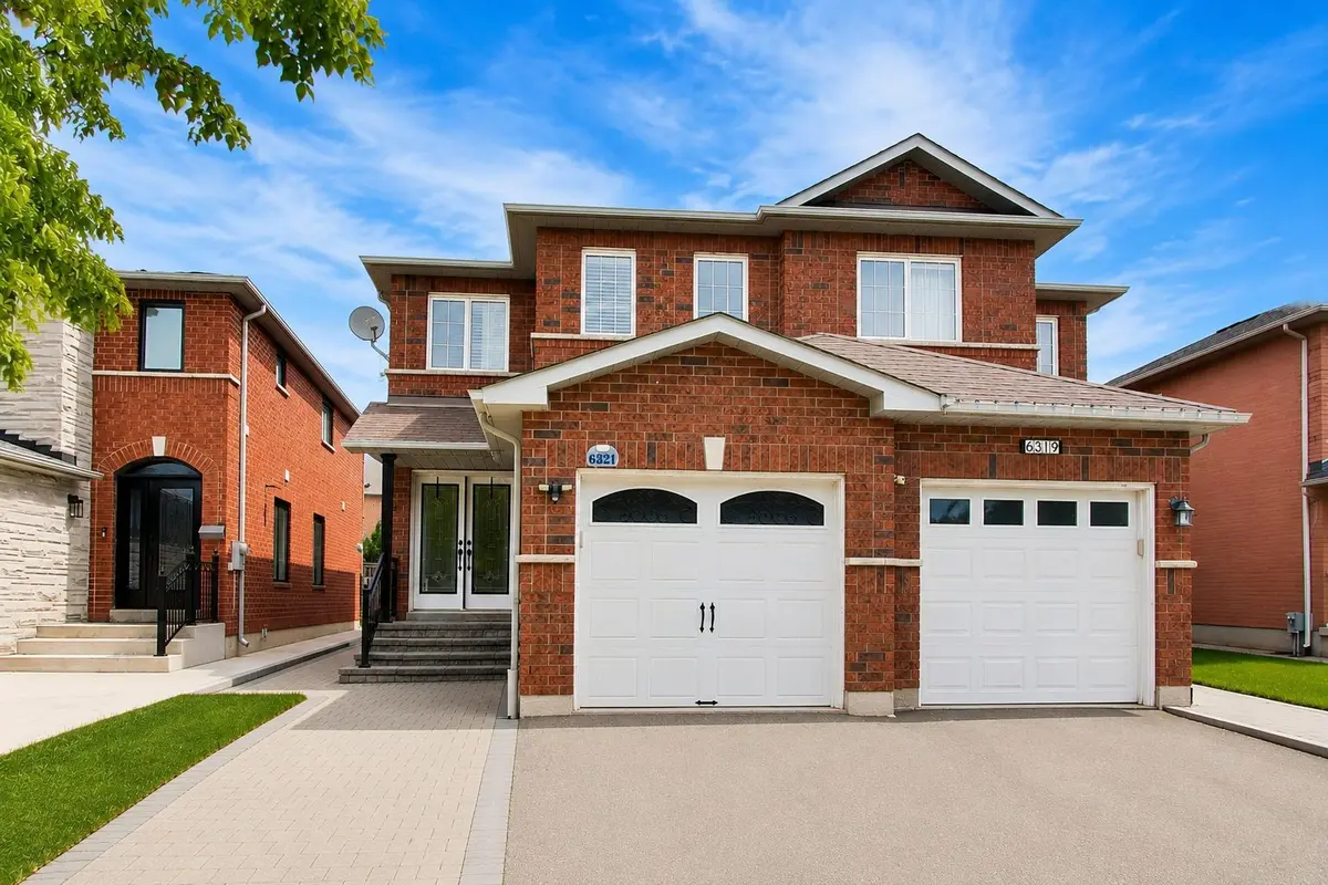 6321 Amber Glen DR, Mississauga, ON L5N 7V4