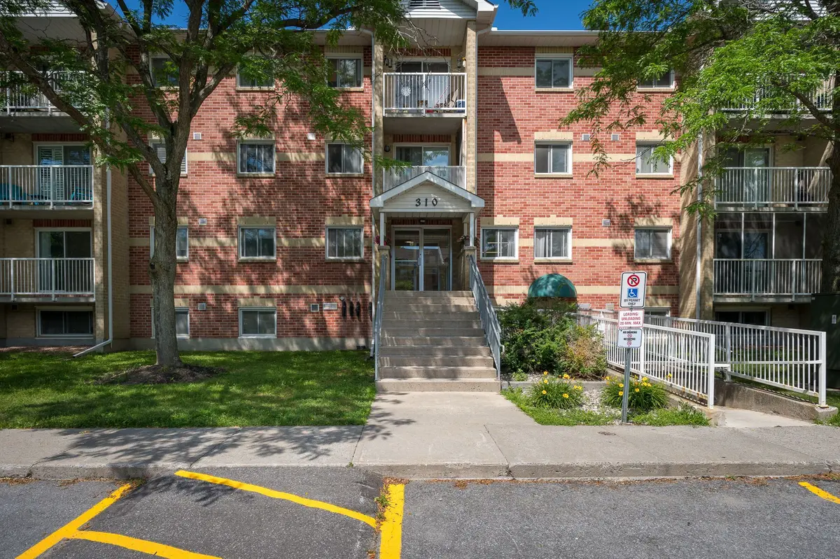 310 Kingsdale AVE #103, Kingston, ON K7M 8S1