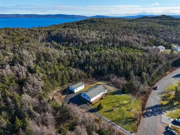 5 Forest Road, Chance Cove, NL A0B1K0