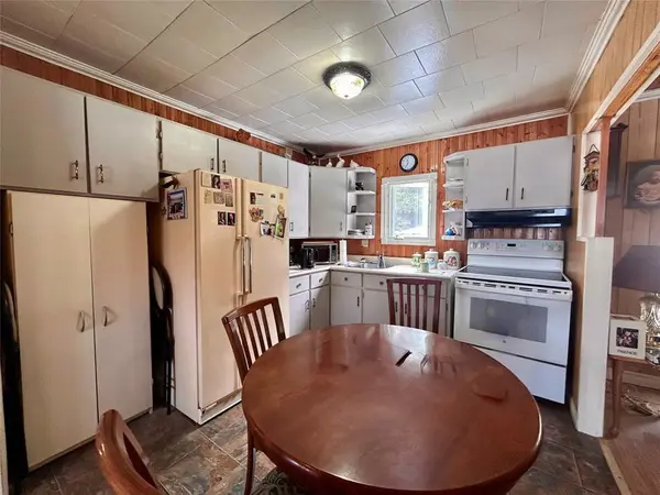 1B Country Road, Cox's Cove, NL A0L 1C0