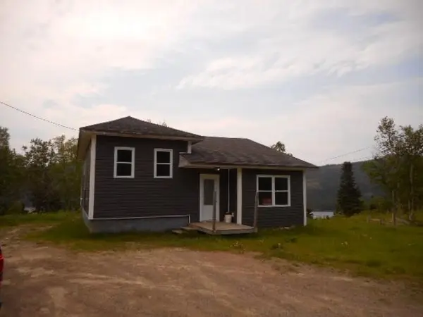14 Access Road, Middle Arm, NL A0K 1B0
