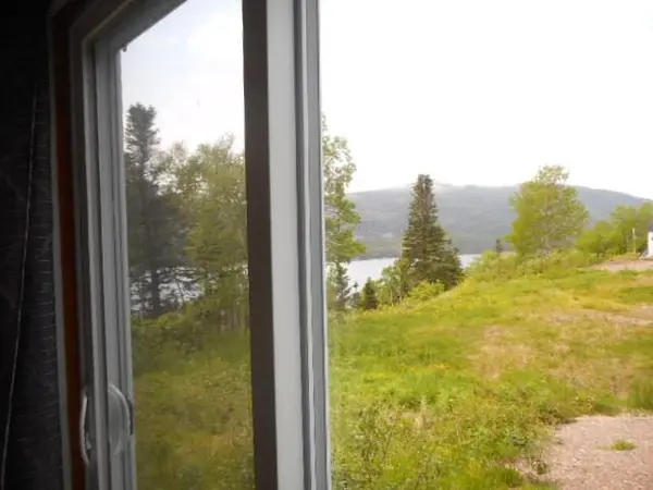 14 Access Road, Middle Arm, NL A0K 1B0