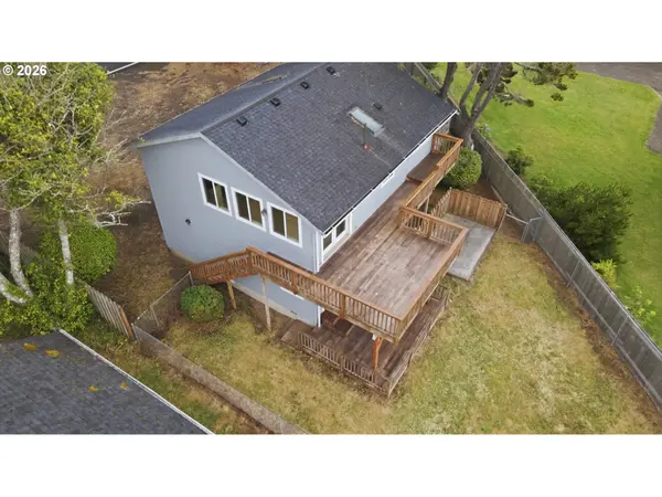 26230 SANDLAKE RD, Cloverdale, OR 97112